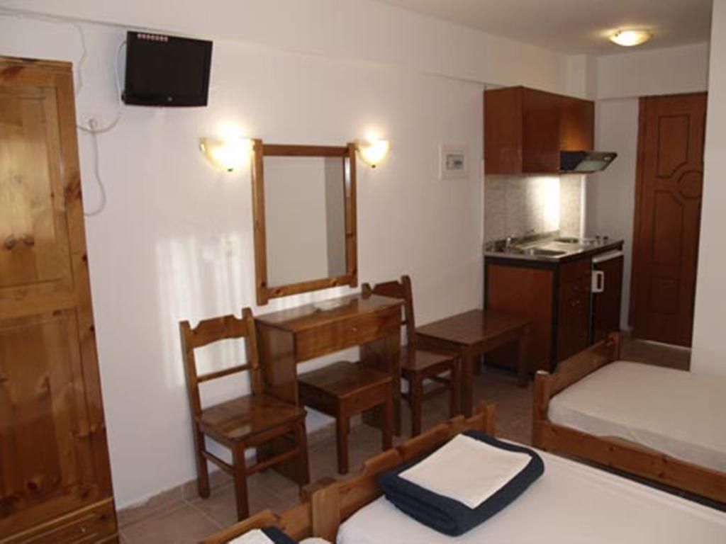 Hotel Kosmas Sarti Habitación foto