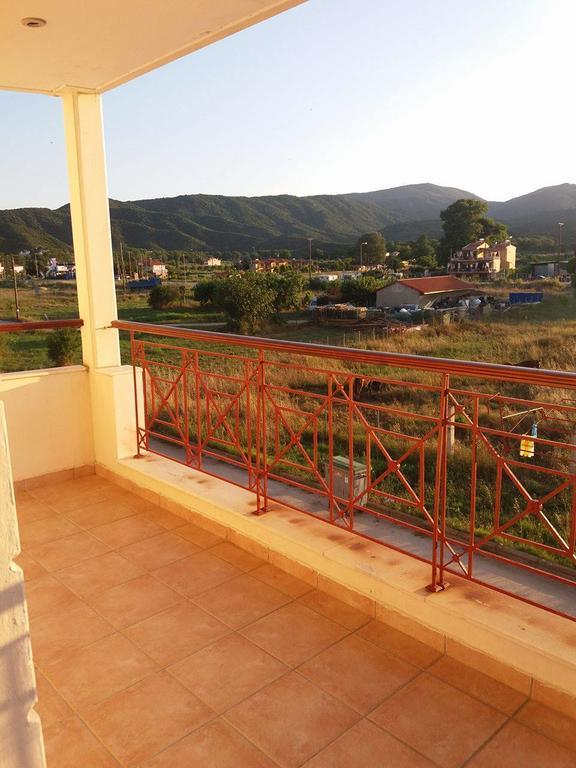 Hotel Kosmas Sarti Exterior foto