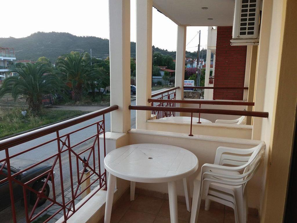 Hotel Kosmas Sarti Exterior foto